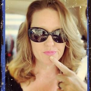 Meet your Posher, Jeanette